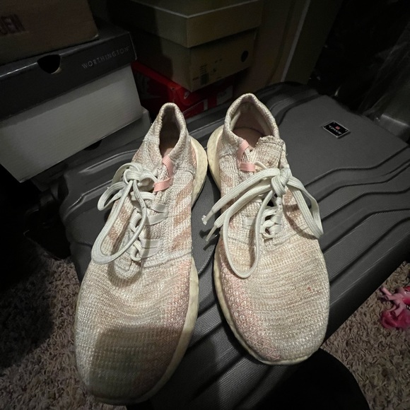 Adidas size 4 - Picture 2 of 6